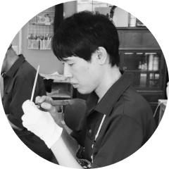 頭師 三代目 味岡映水氏